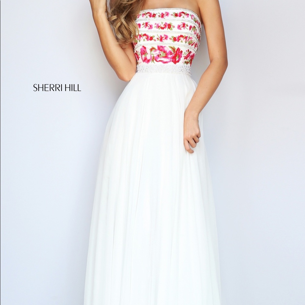 Sherri Hill prom dress